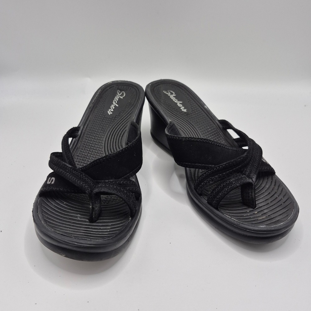 Skechers Rumblers Women 8 Black Wedge Sandals Thong Strappy Slip On Platform